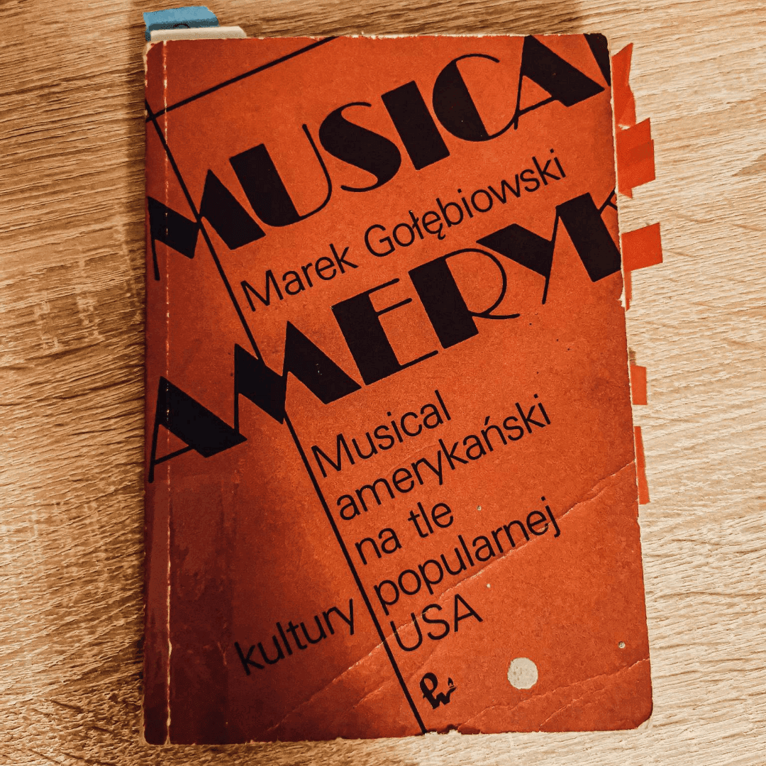 Musical amerykański na tle kultury popularnej USA, Marek Gołębiowski.png