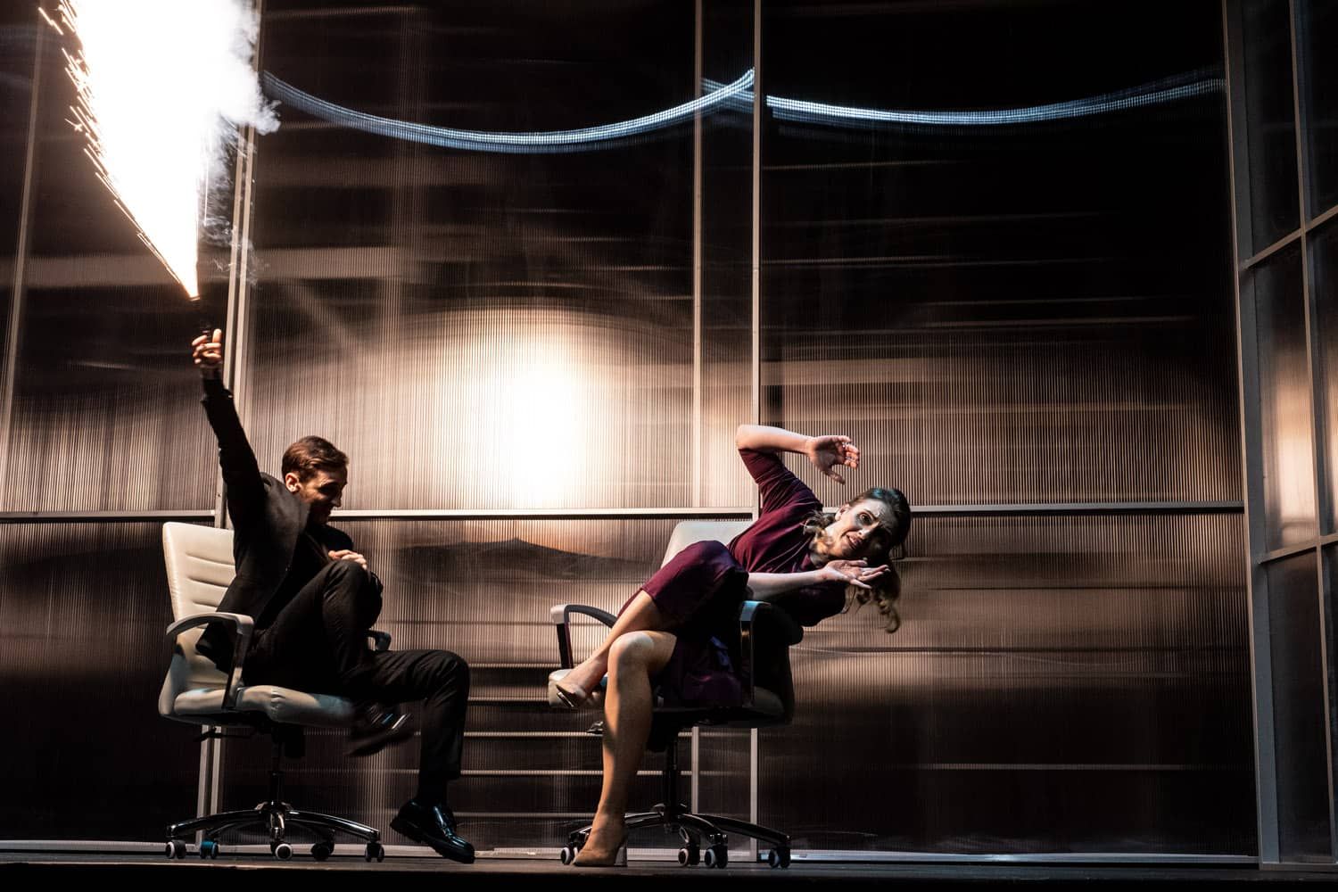 next_to_notmal_zdjęcie ze spektaklu3.jpg