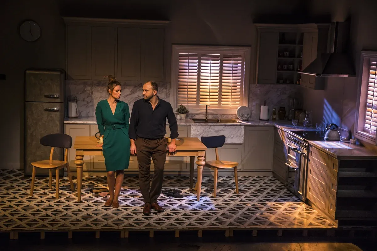 słoneczna linia_recenzja_grafika_jizasykut.pl5.webp